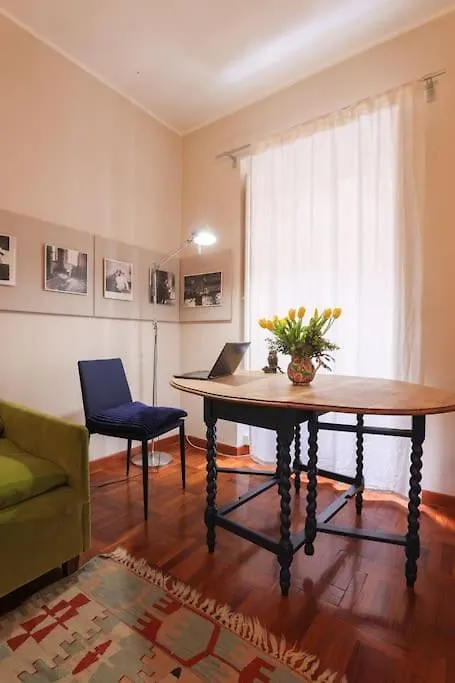 La Dolce Vita - Old Testaccio Authentic District Róma Apartman